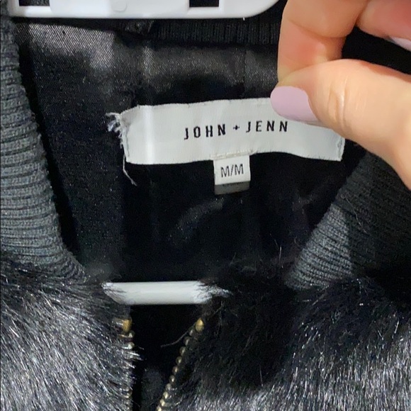 John + Jenn Faux Fur Bomber Jacket: 100% Exclusive - Picture 3 of 6